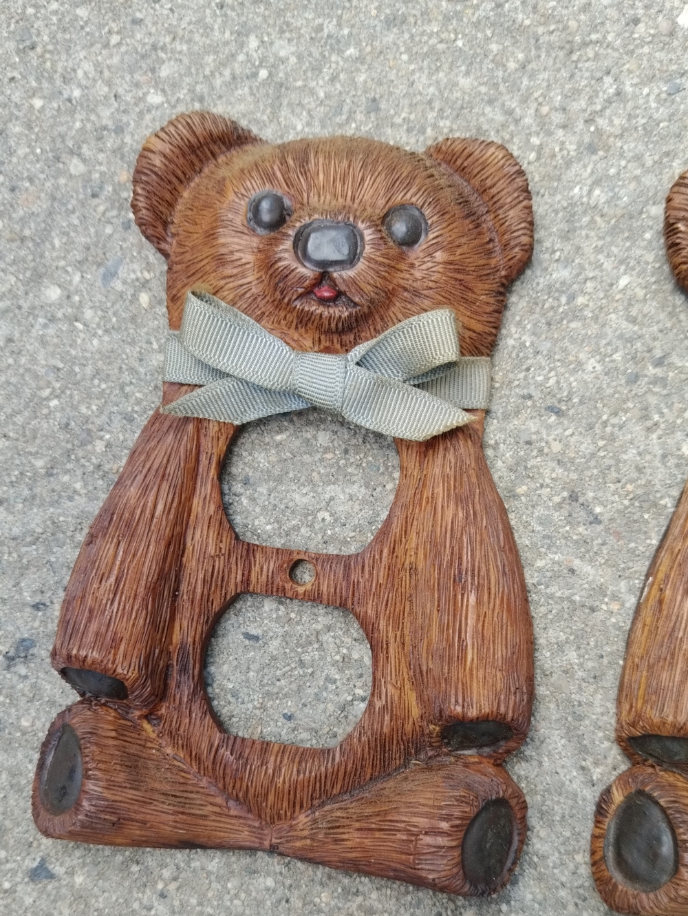 Teddy Bear Double Outlet Cover Plates - Brown Bear Decorative Set - Picture 2 of 7